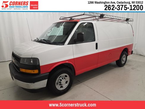 Used 2018 Chevrolet Express 3500 w/ Driver Convenience Package image 1