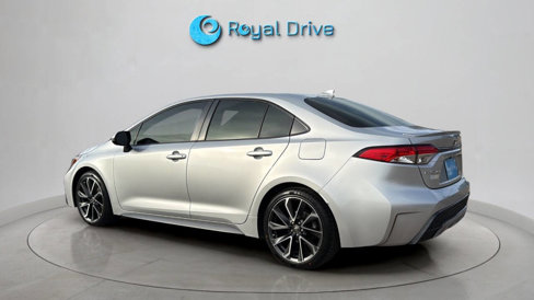 Used 2022 Toyota Corolla SE image 3