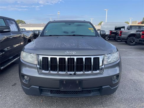 Used 2012 Jeep Grand Cherokee Laredo w/ Laredo E Group image 2