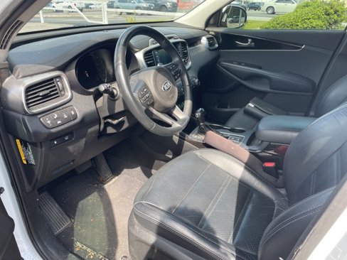 Used 2017 Kia Sorento EX w/ EX Advanced Touring Package image 7