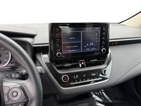 Used 2022 Toyota Corolla LE image 12