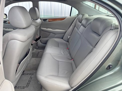 Used 2005 Lexus ES 330 image 35