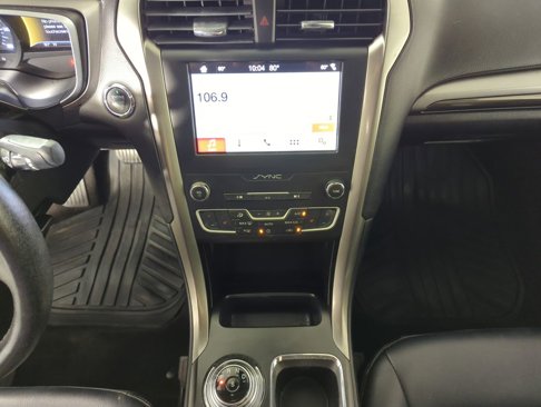 Used 2019 Ford Fusion SEL image 14