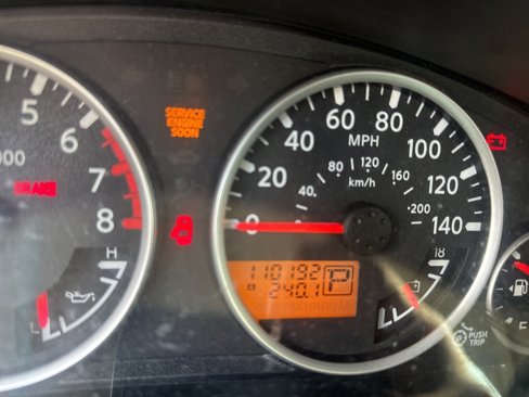 Used 2006 Nissan Pathfinder SE w/ (P01) Se Premium Pkg image 3