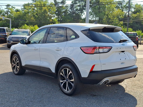 Certified 2022 Ford Escape SE w/ SE Sport Appearance Package image 4