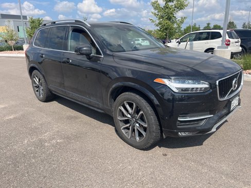 Used 2018 Volvo XC90 T6 Momentum w/ Convenience Package image 2