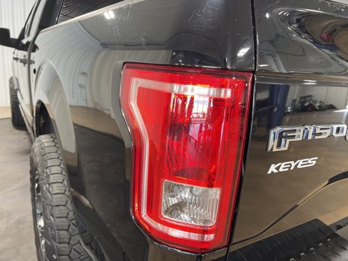 Used 2017 Ford F150 XLT image 15