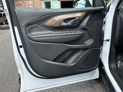 Used 2021 GMC Terrain SLE image 10