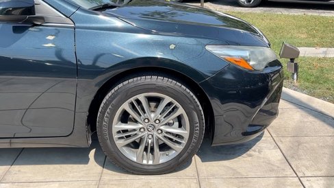 Used 2017 Toyota Camry image 12