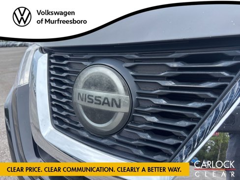 Used 2018 Nissan Rogue SV image 11