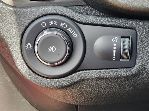 Used 2023 FIAT 500X Pop image 21
