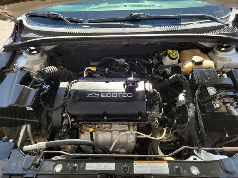 Used 2016 Chevrolet Cruze LS image 9