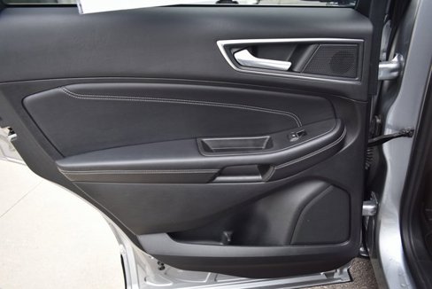 Used 2022 Ford Edge Titanium w/ Equipment Group 301A image 37