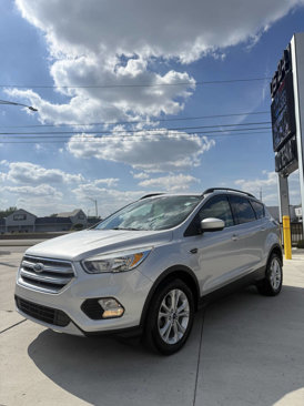 Used 2018 Ford Escape SE w/ SE Sync 3 Package image 3