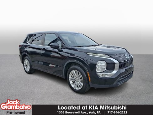 Used 2022 Mitsubishi Outlander ES image 1