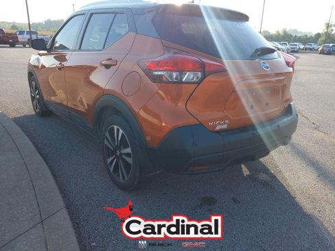 Used 2020 Nissan Kicks SV image 9
