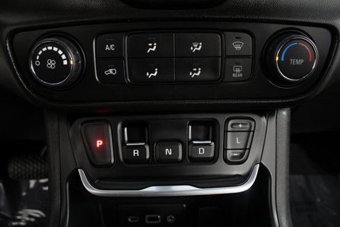 Used 2019 GMC Terrain SLE image 6