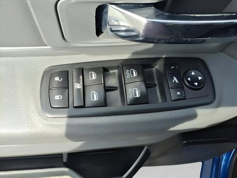 Used 2019 RAM 1500 Big Horn image 12