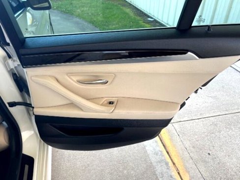 Used 2013 BMW 528i xDrive Sedan image 19