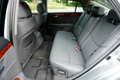 Used 2005 Toyota Avalon XL image 11