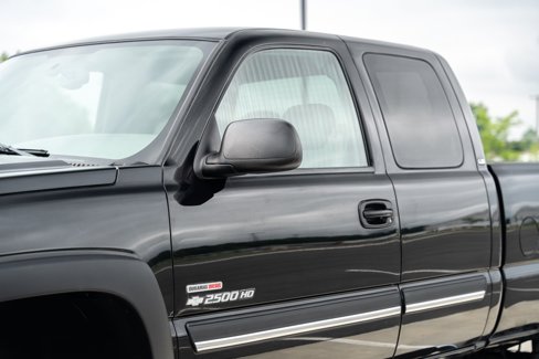 Used 2004 Chevrolet Silverado 2500 LS w/ Skid Plate Package image 9