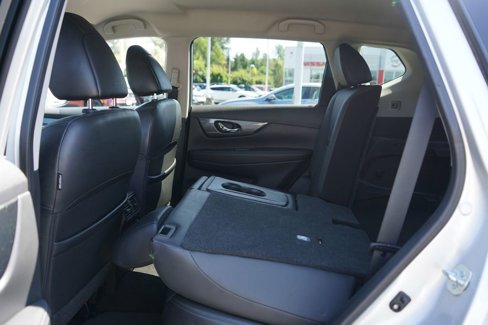 Used 2014 Nissan Rogue SL image 26