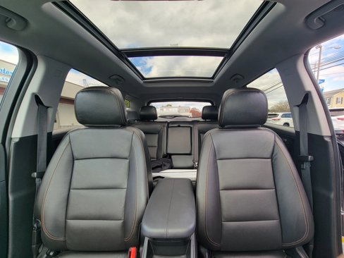 Used 2020 GMC Terrain SLT w/ Preferred Package image 19