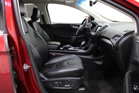 Used 2016 Ford Edge Titanium w/ Equipment Group 301A image 31