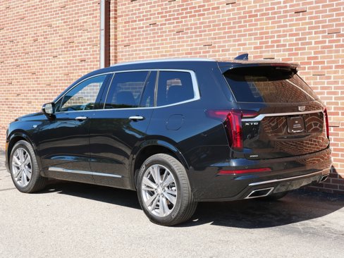 Certified 2024 Cadillac XT6 Premium Luxury w/ Technology Package image 3