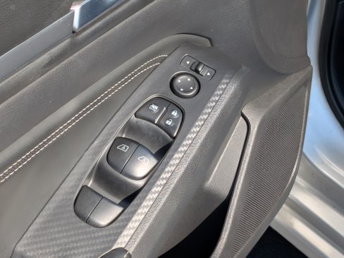 Used 2019 Nissan Altima 2.5 SV image 16