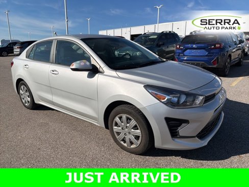 Used 2023 Kia Rio S image 2
