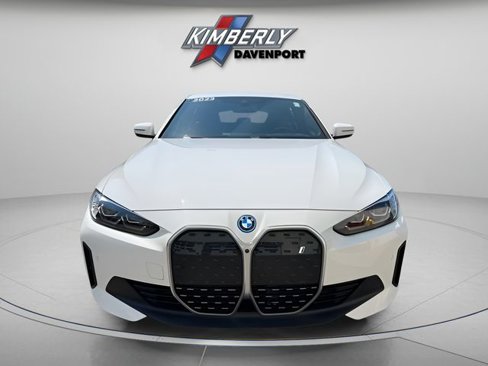Used 2023 BMW i4 eDrive35 w/ Premium Package image 8
