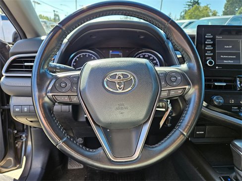 Used 2021 Toyota Camry SE image 8