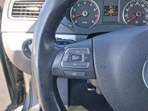 Used 2012 Volkswagen Jetta SEL image 16