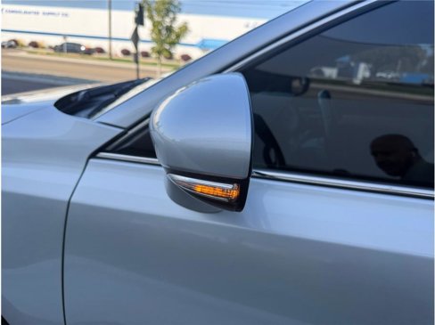 Used 2016 Lexus CT 200h image 43