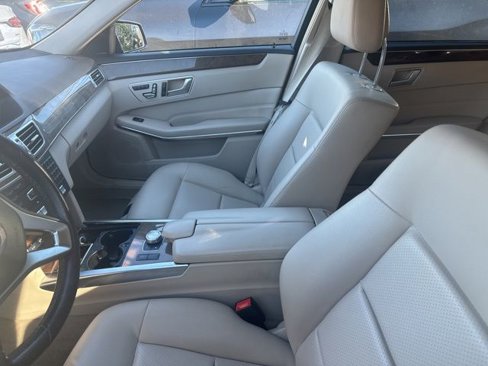 Used 2014 Mercedes-Benz E 350 4MATIC Wagon image 11