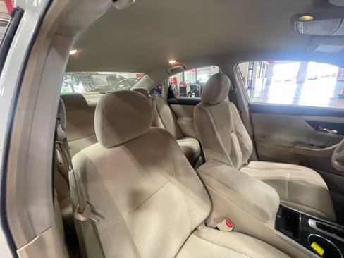 Used 2013 Nissan Altima 2.5 S image 4