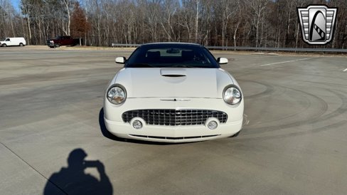 Used 2002 Ford Thunderbird image 2