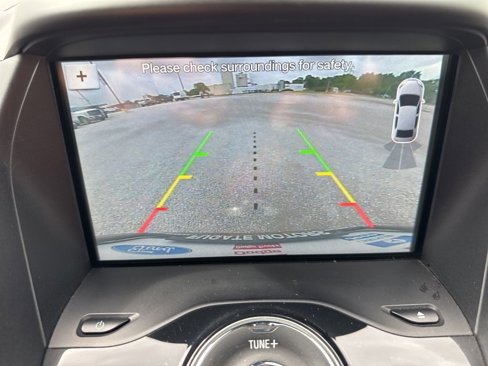 Used 2017 Ford Escape Titanium image 30