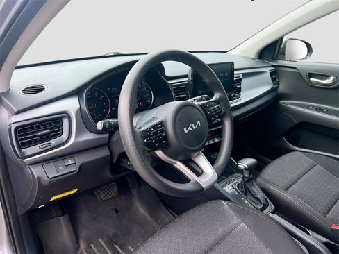 Used 2023 Kia Rio S w/ Technology Package image 9