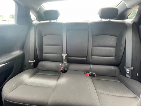 Used 2024 Chevrolet Malibu LT image 35