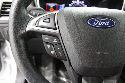 Used 2019 Ford Fusion SE image 10