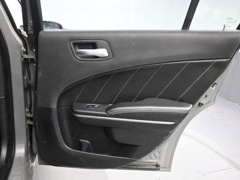 Used 2017 Dodge Charger SXT w/ Plus Group image 34