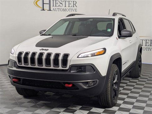 Used 2018 Jeep Cherokee Trailhawk w/ Comfort/Convenience Group image 4