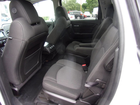 Used 2017 Chevrolet Traverse LT w/ Style and Technology Package image 20