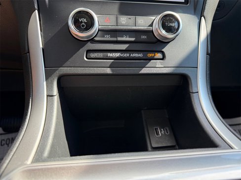 Used 2024 Ford Edge SEL image 22