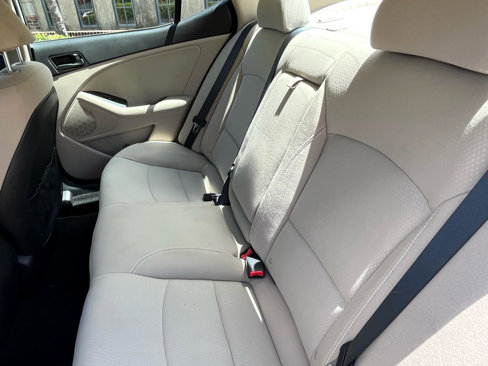 Used 2015 Kia Optima LX image 39