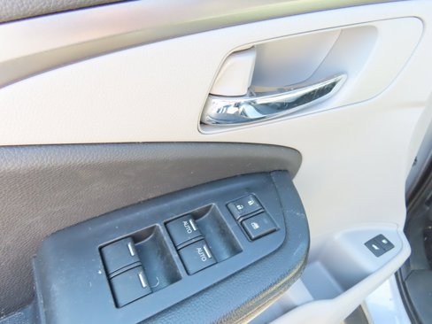 Used 2016 Honda Pilot EX-L image 11
