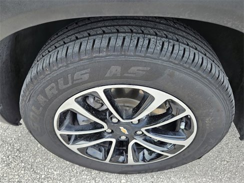 Used 2024 Chevrolet TrailBlazer LT image 3