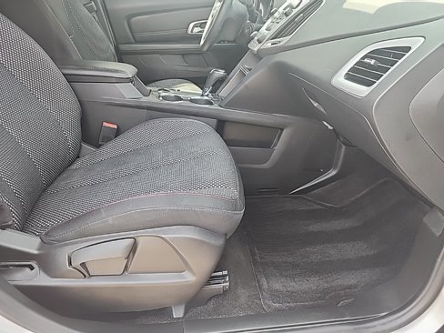 Used 2016 GMC Terrain SLE image 39